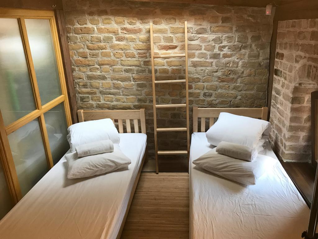 Amalienhof Guesthouse Riga Exteriör bild