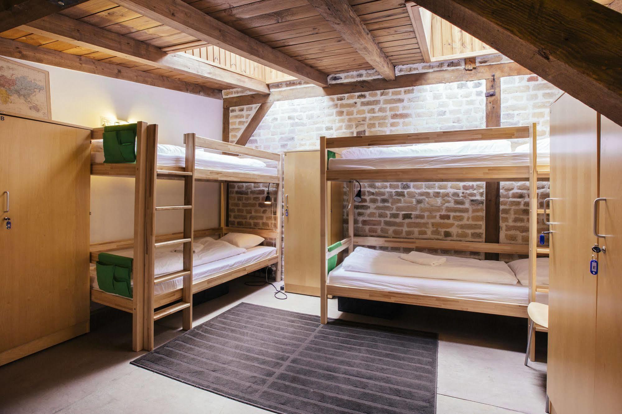 Amalienhof Guesthouse Riga Exteriör bild